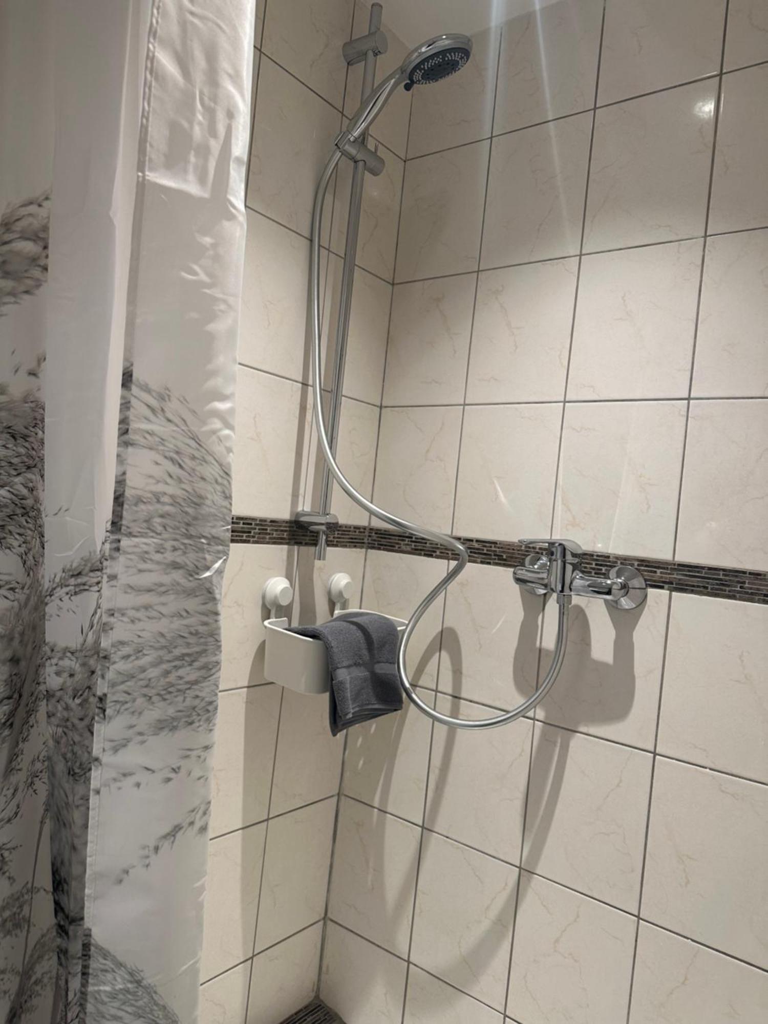 Apartamento Urlaub Im Historischen Muellerhaus, Dachgiebel Lubeca Exterior foto